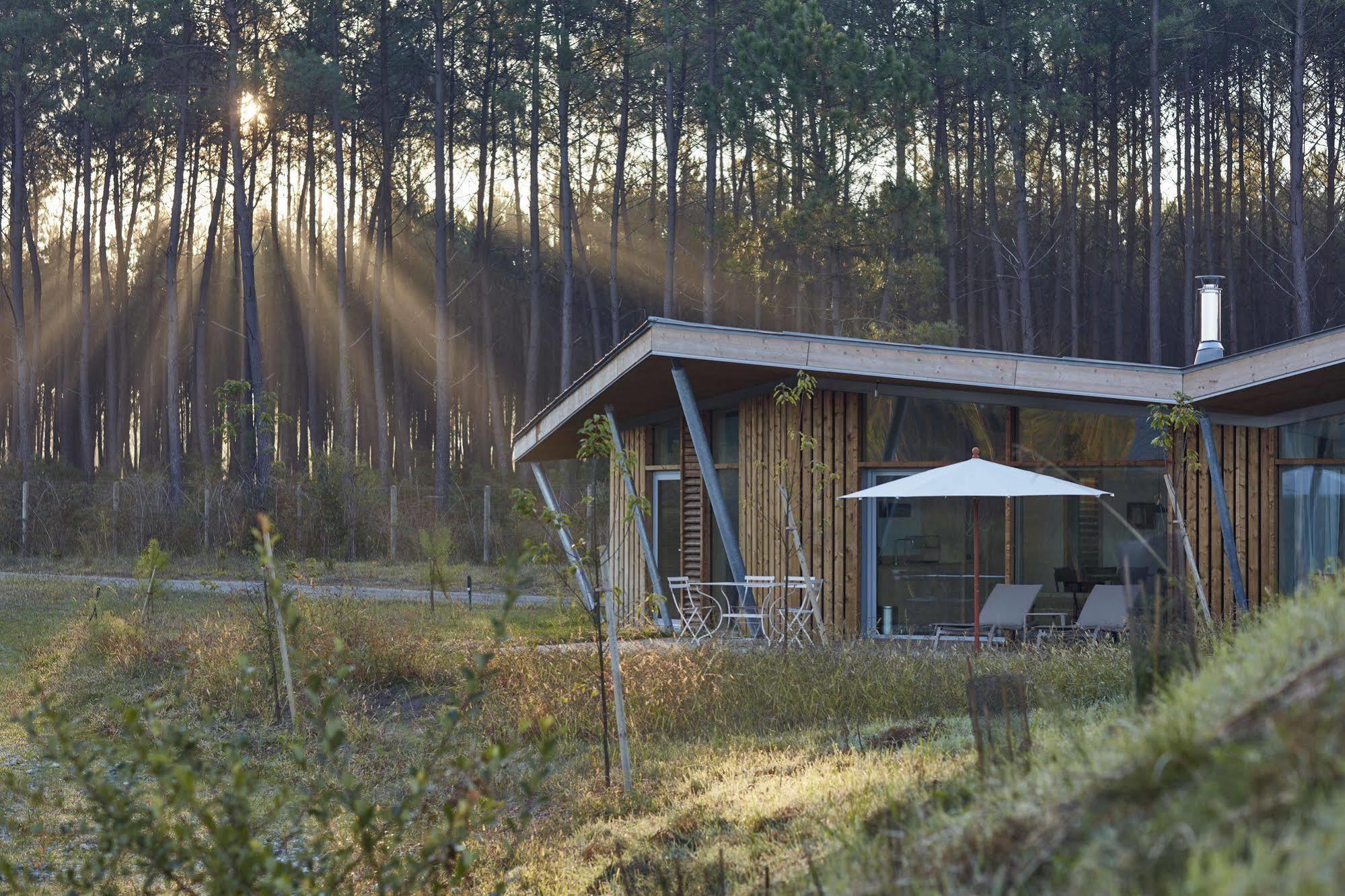 Les Echasses Golf & Surf Eco Lodge Saubion Exterior photo