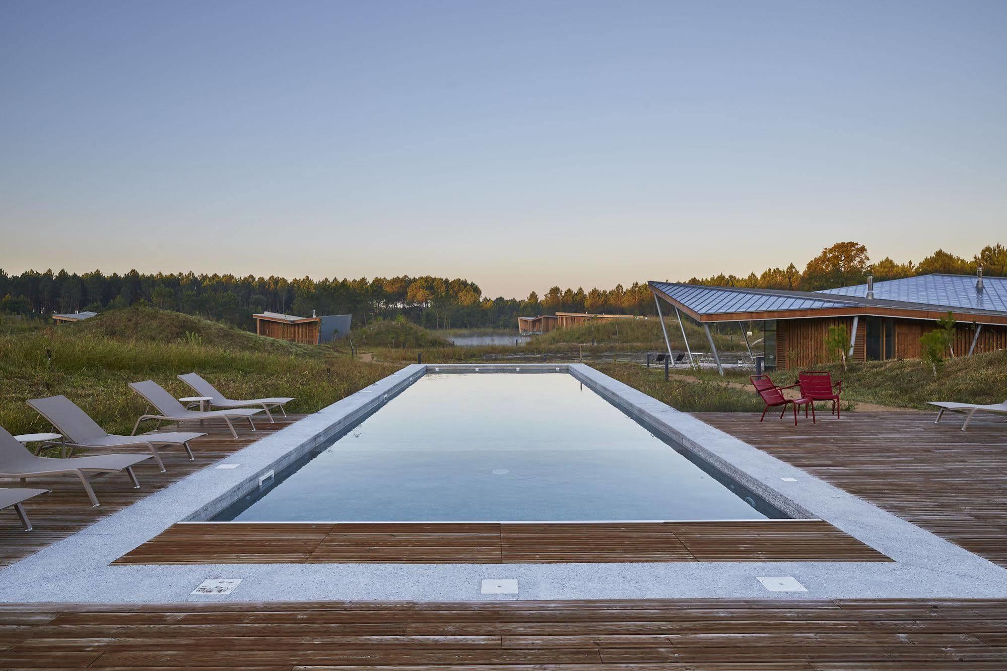 Les Echasses Golf & Surf Eco Lodge Saubion Exterior photo